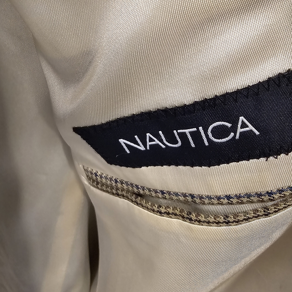Nice men's Nautica Blazer